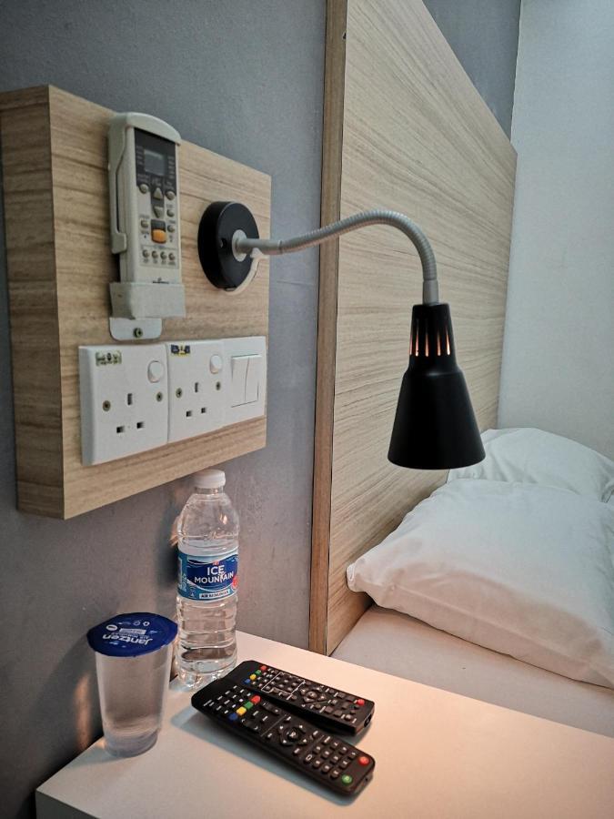 Dragon Door Hotel Sitiawan Εξωτερικό φωτογραφία